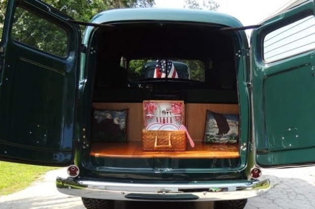 Fuel-Injected, 350-Powered 1951 GMC Panel Truck 4x4 Conversion w/Matching Trailer