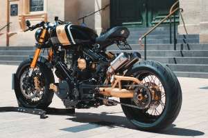 1982 yamaha tr1 cafe racer 3