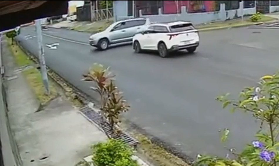  It Might Be Time For This RAV4 Owner To Take The Bus