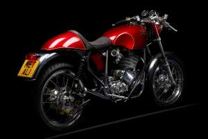 BSA Gold Star café racer with custom frame by Metal Malarkey Engineering